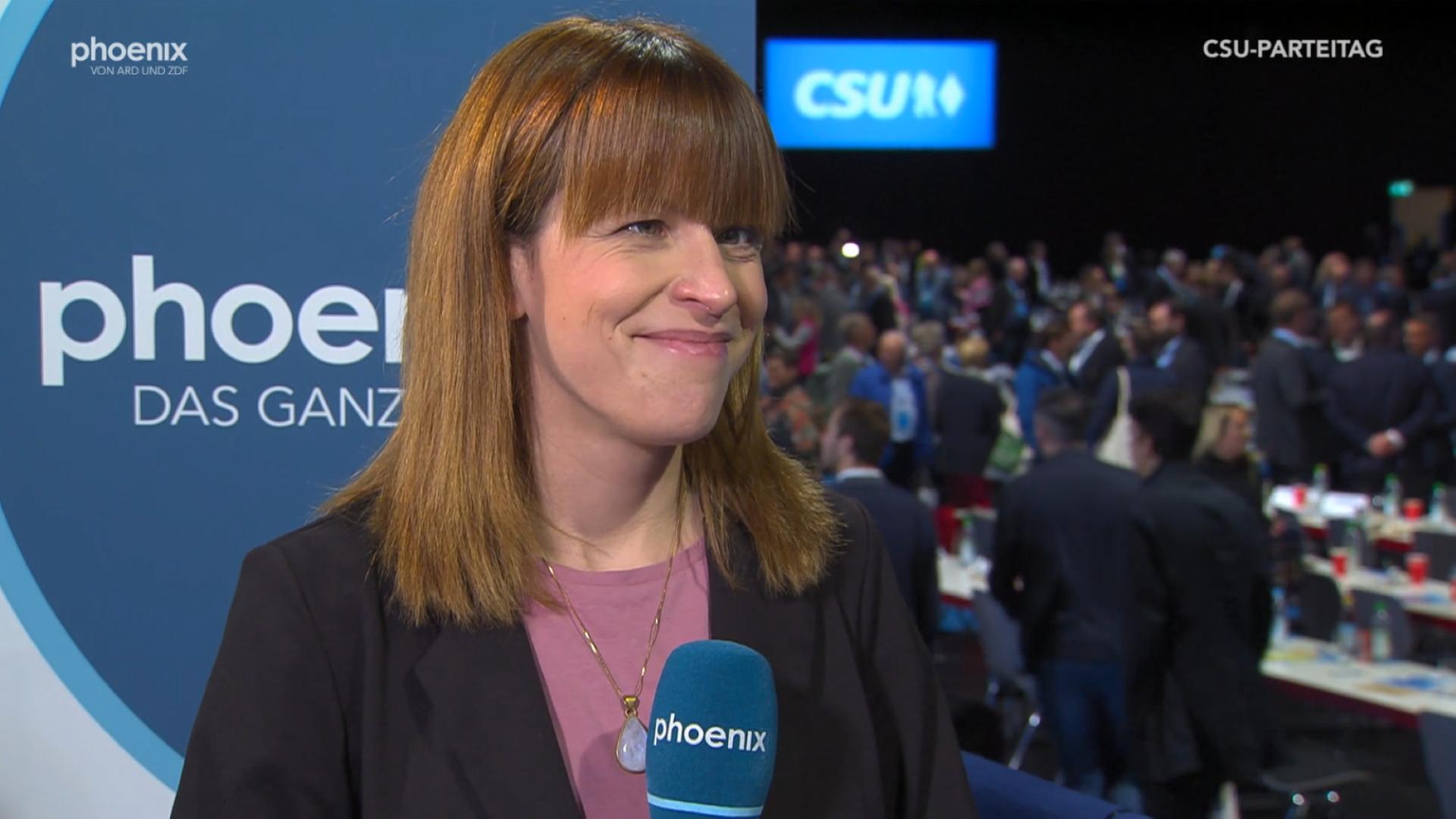 CSU-Parteitag 2: Interview 1 mit Julia Reuschenbach (Politikwiss. FU Berlin)