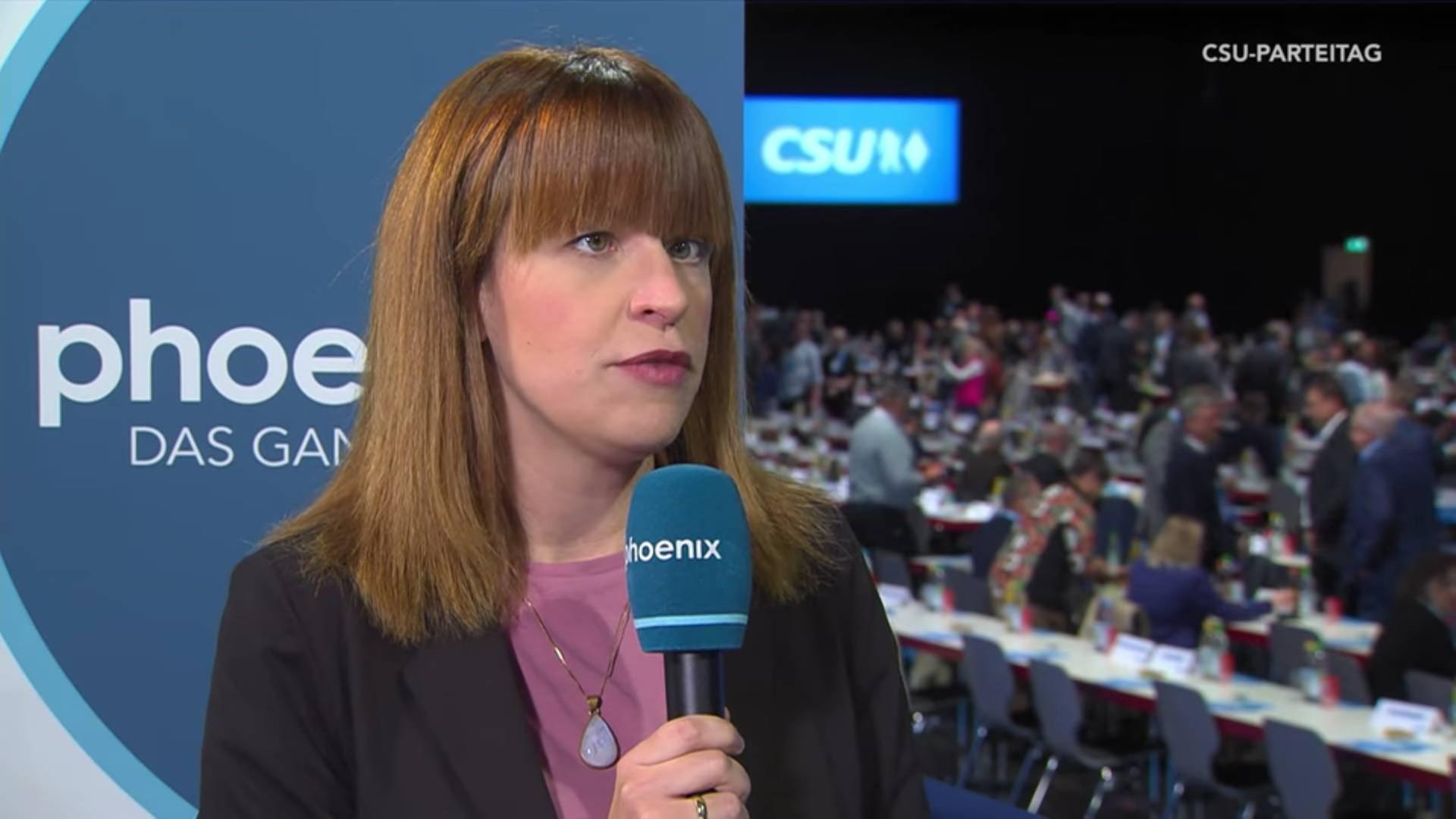 CSU-Parteitag 2: Interview 2 mit Julia Reuschenbach (Politikwiss. FU Berlin)