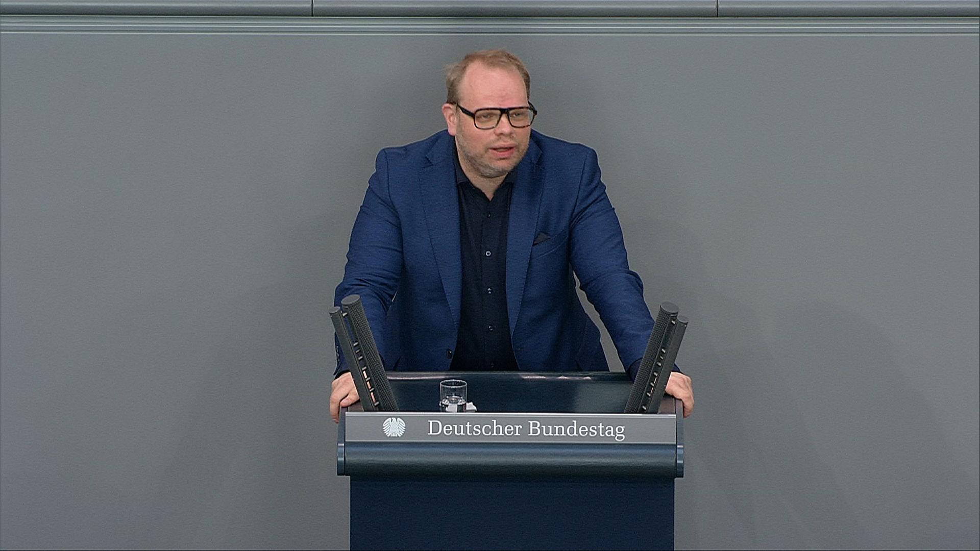 Debatte zu institutionellem Rassismus