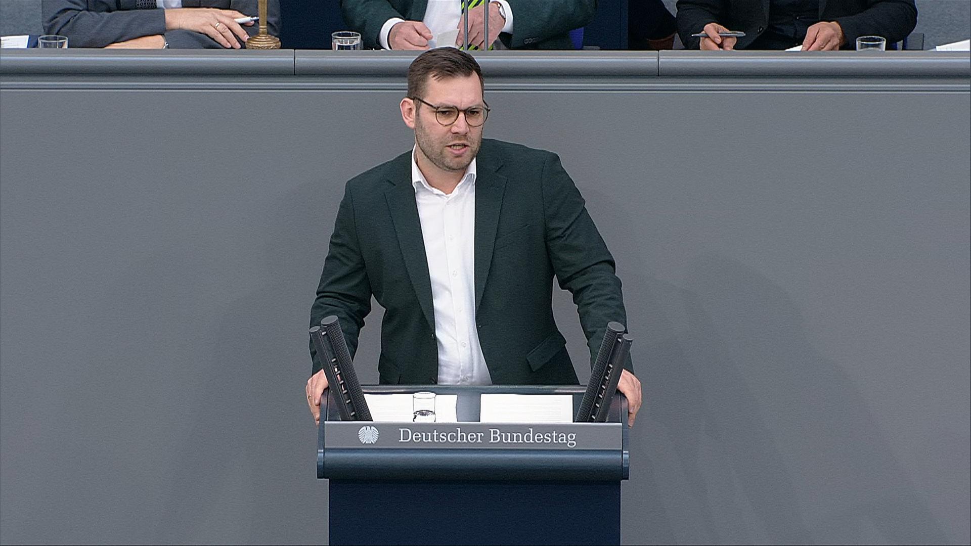 Debatte zu ziviler Verteidigung