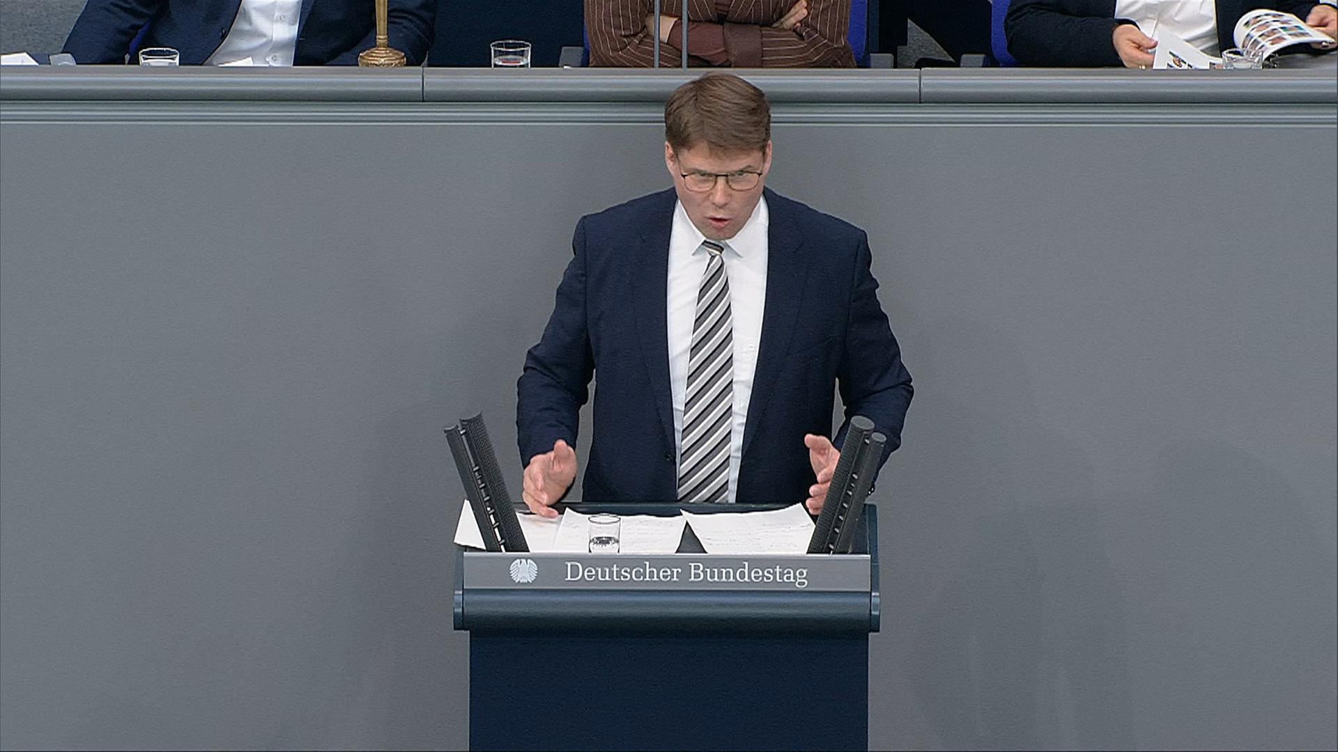 Debatte zum Pariser Kernenergiegipfel