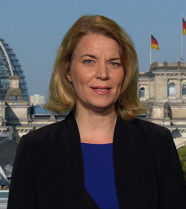 Der Kanzler versucht, sich Zeit zu verschaffen