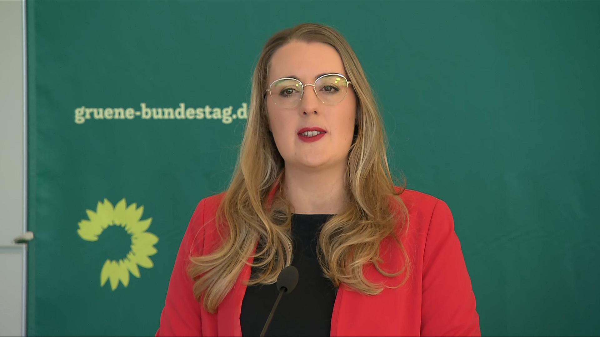Die Grünen vor Abstimmung zum Finanzpaket