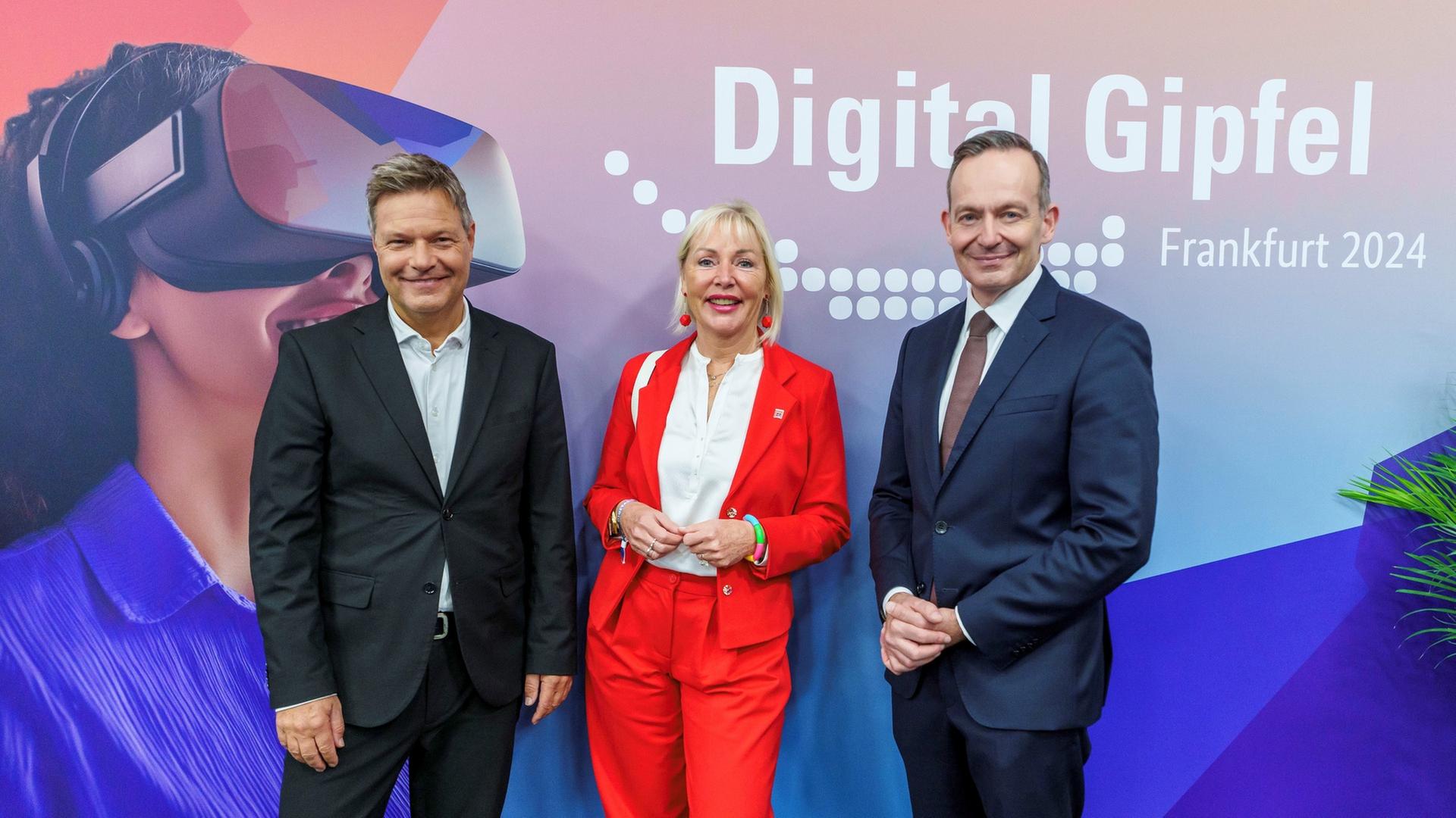 Digital-Gipfel: Reden Wissing und Habeck
