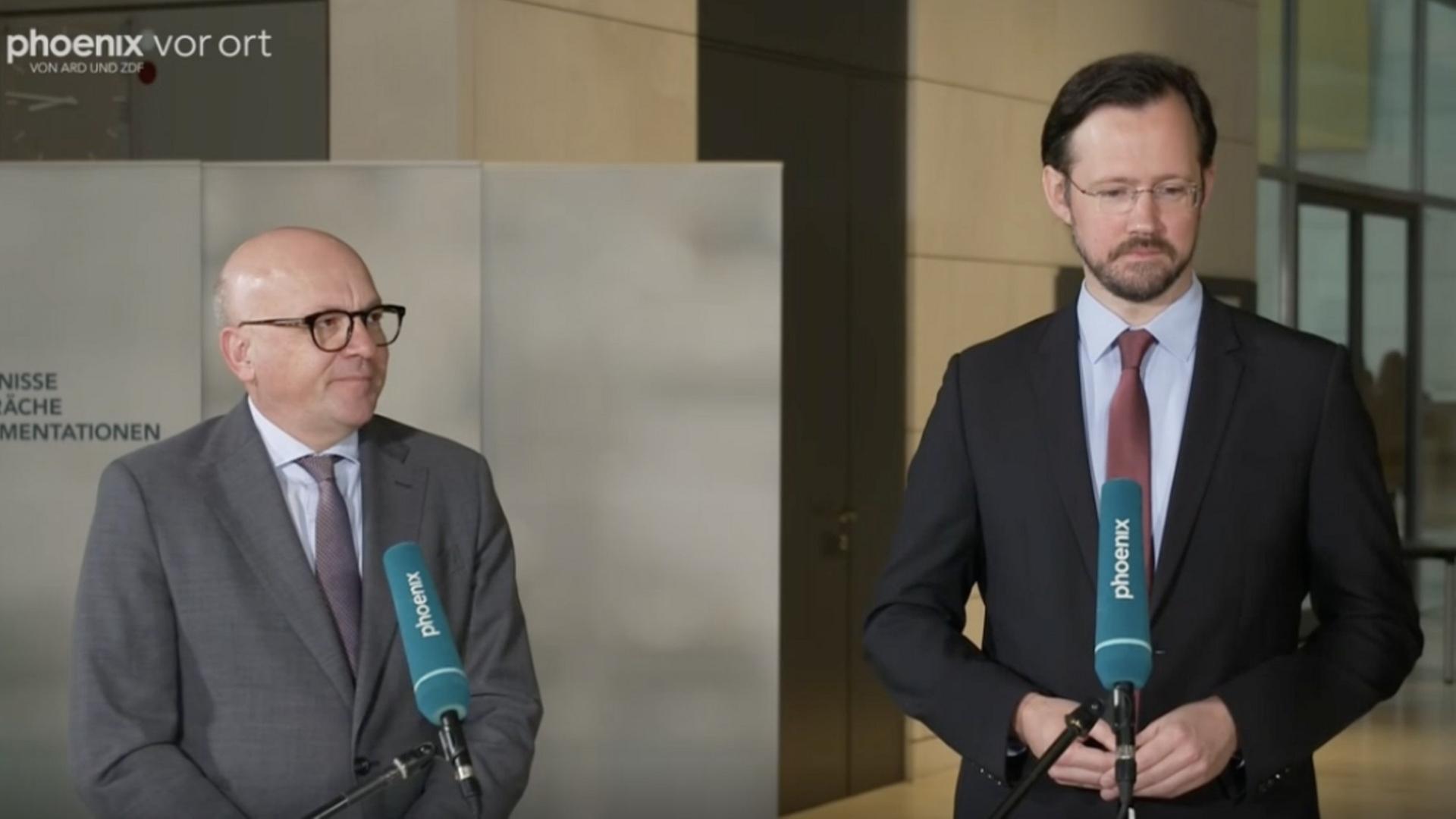 Dirk Wiese und Alexander Throm zur Bezahlkarte