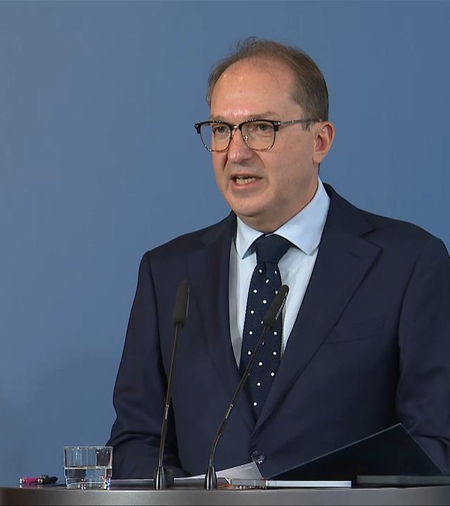 Dobrindt: Keine Grundgesetzänderung für Drohnenabwehr