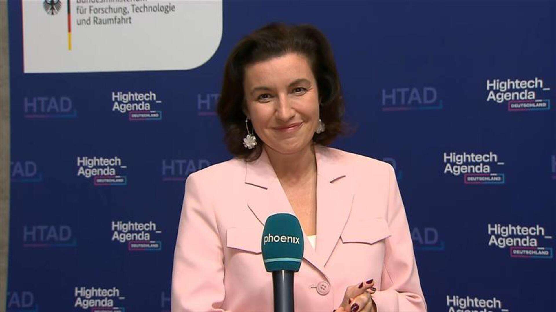 Dorothee Bär (CSU) zur Hightech Agenda der Bundesregierung