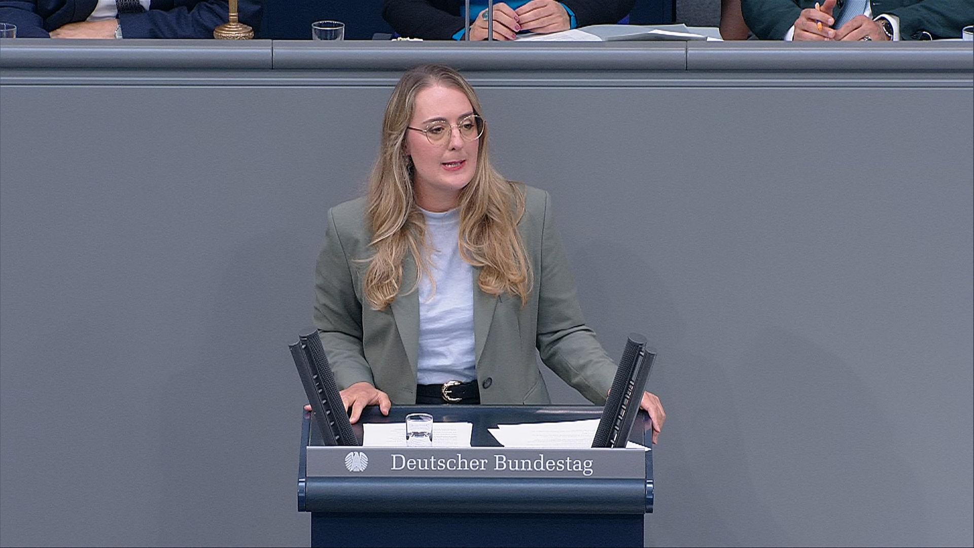 Dröge: Polarisierung "aus dem Kanzleramt heraus"