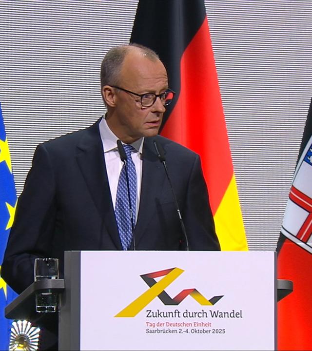 Festakt zum Tag der Deutschen Einheit mit u.a. Bundeskanzler Merz (CDU)
