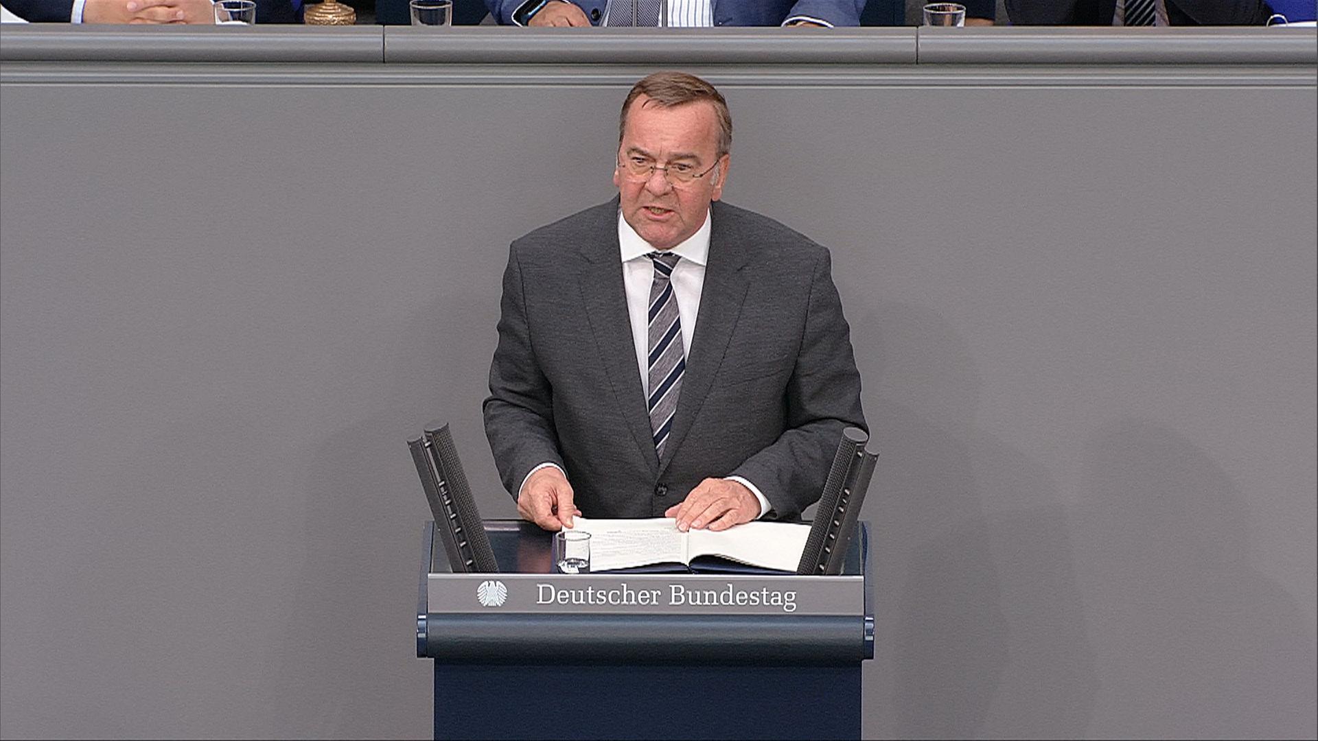 "Frieden und Sicherheit sind keine Geschenke"