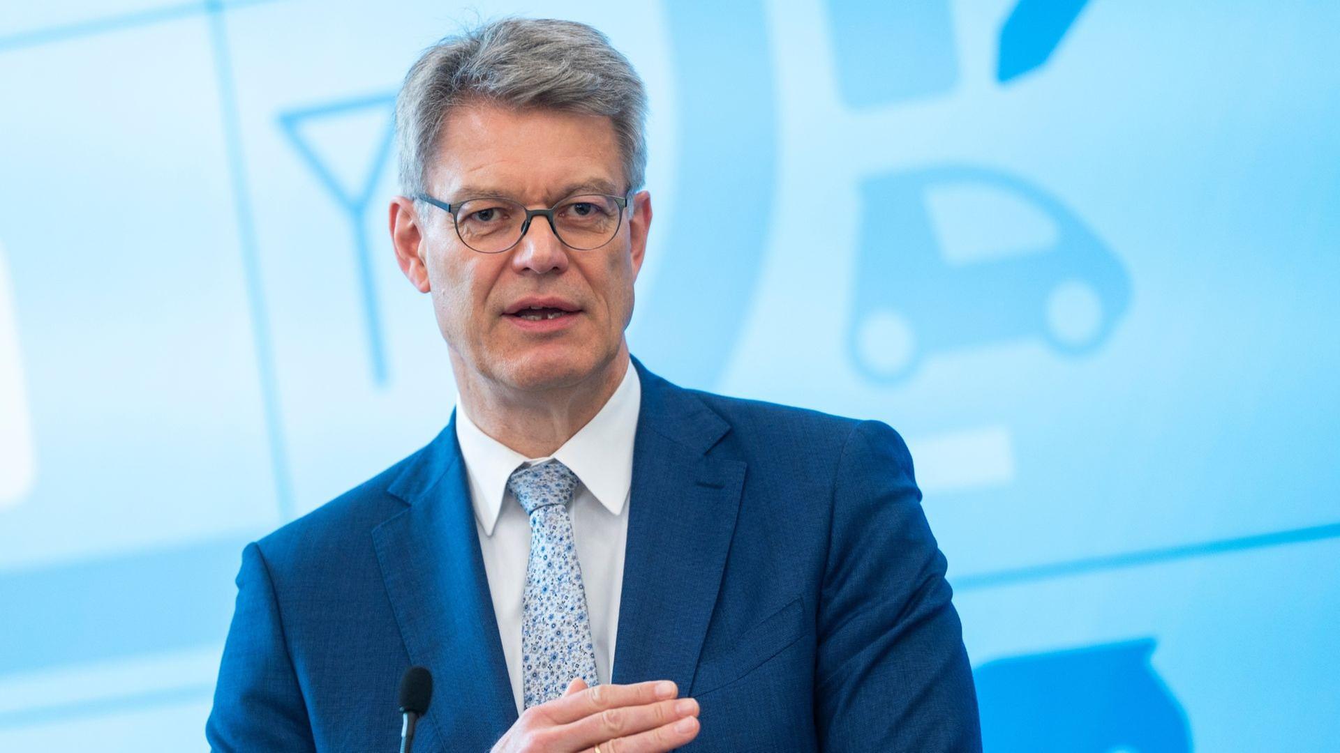 Führerscheinreform: "Im Mittelpunkt steht der Rückbau von Bürokratie"
