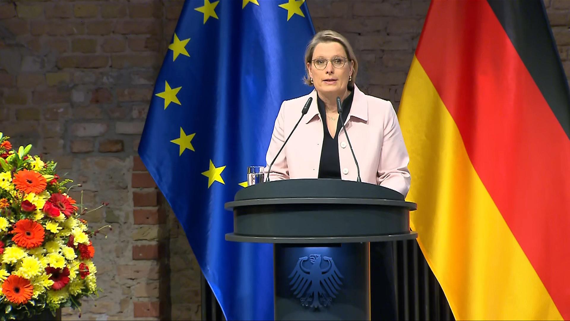 Gedenkstunde für Opfer des Terrors