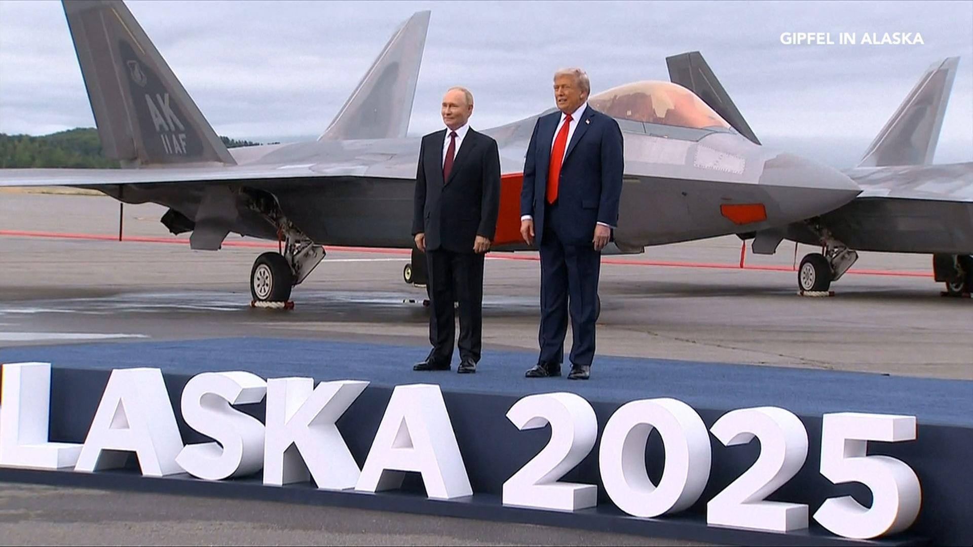 Gipfeltreffen: Ankunft von Trump und Putin in Alaska