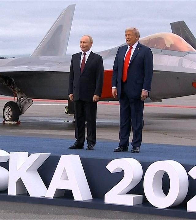 Gipfeltreffen: Ankunft von Trump und Putin in Alaska