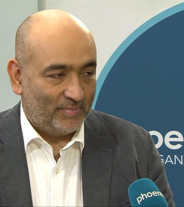 Grünen-Parteitag: "Werden heute hier entscheiden, welches Wehrdienstmodell wir wollen"