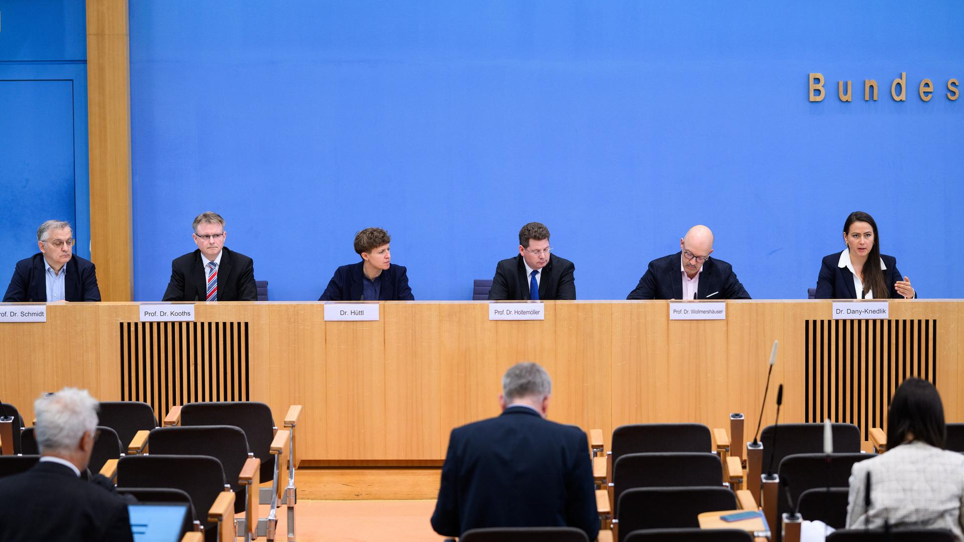 Herbstgutachten der Wirtschaftsinstitute