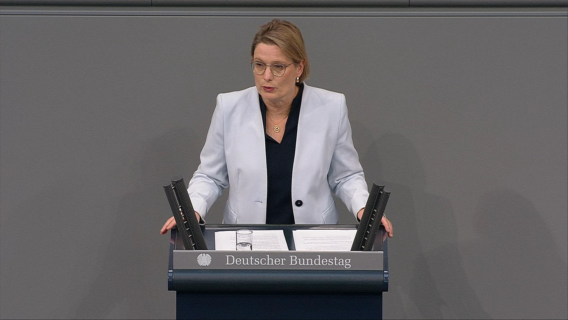 Hubig: Justiz stärken stärkt Demokratie