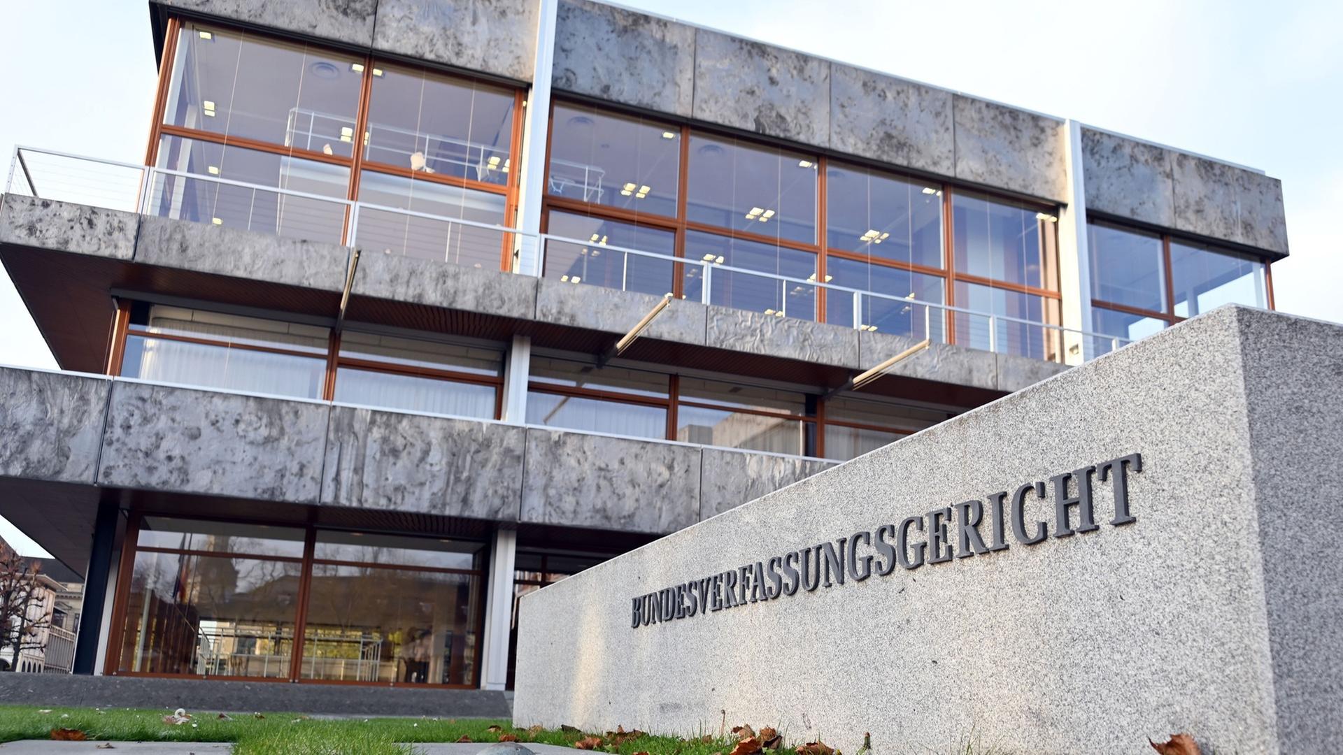 Im Spiegel der Zeit: 75 Jahre Bundesverfassungsgericht