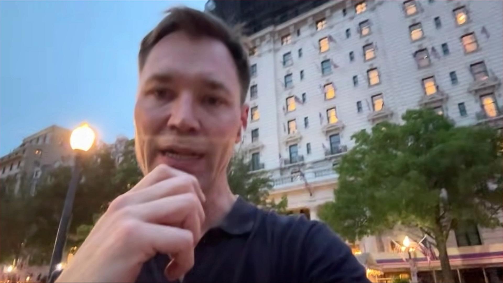 Julius van de Laar - Wie feiert Washington?