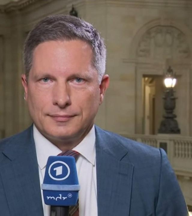 Klage gegen Rundfunkbeitrag: Programm nicht ausgewogen genug?