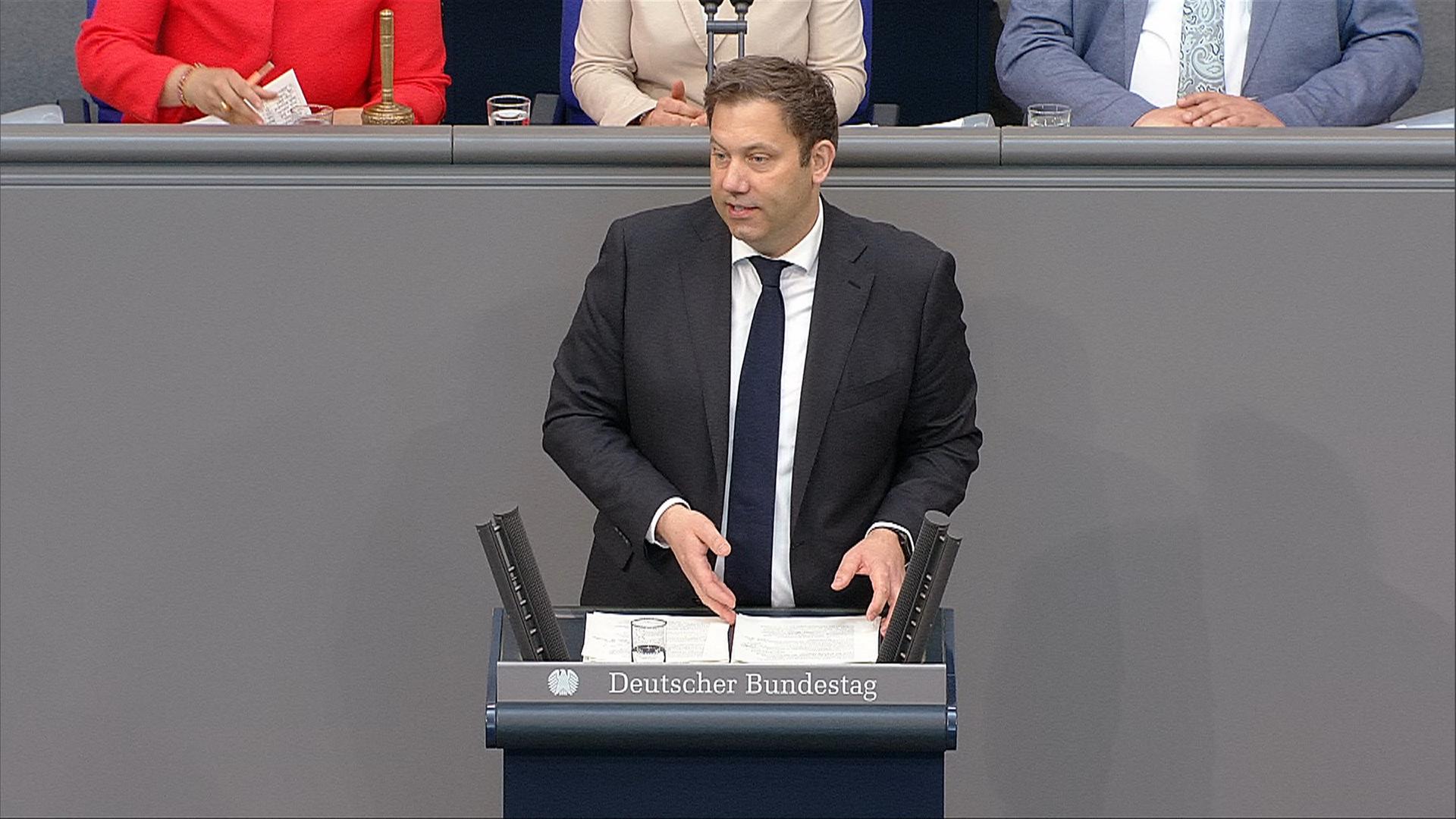 Klingbeil: Arbeitsplätze und wirtschaftliche Stärke sichern