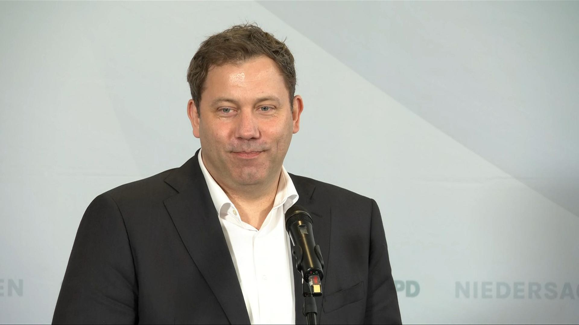 Klingbeil: Bei Investitionen "Turbo einlegen"