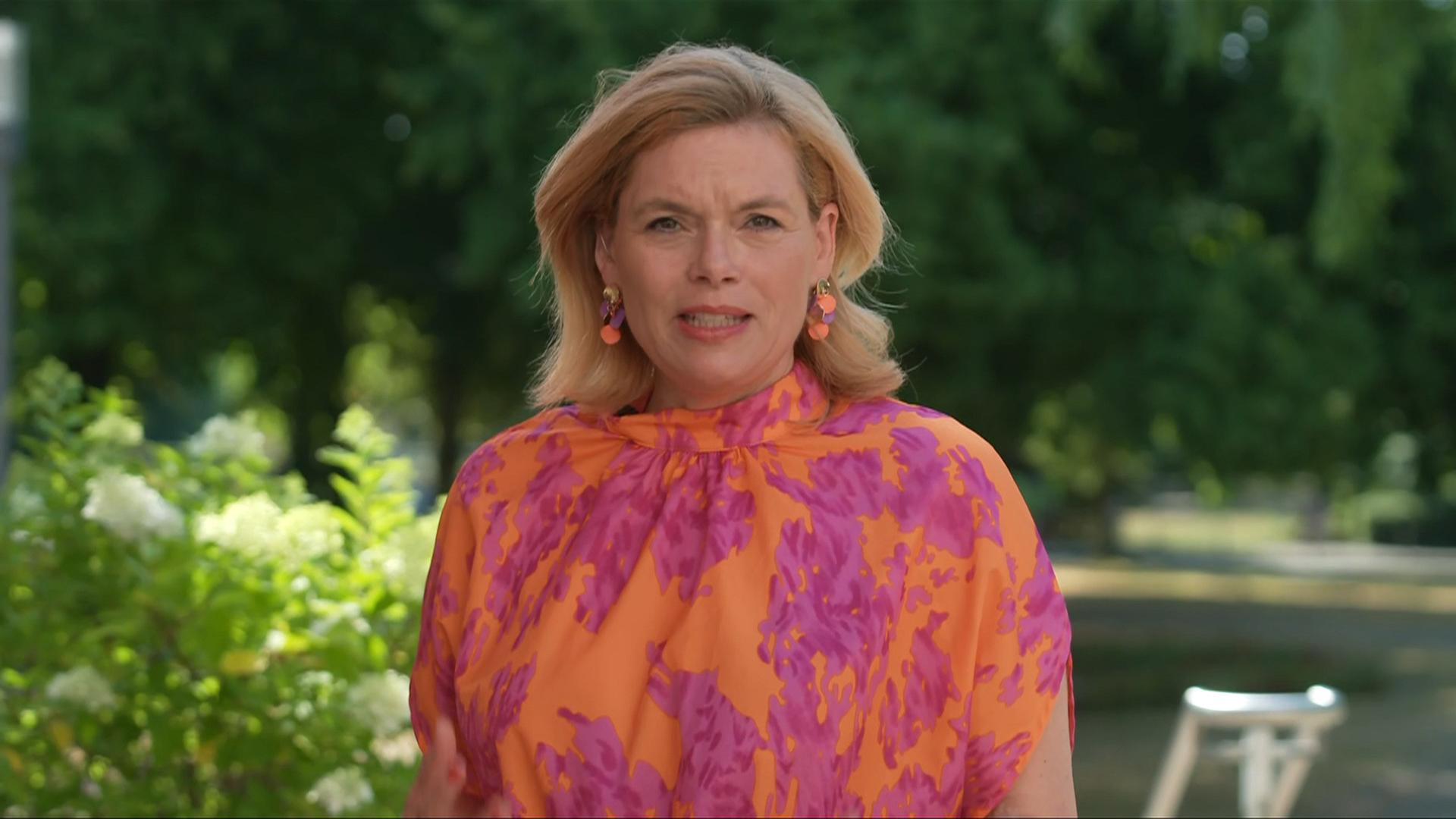 Klöckner: "Im Bundestag wird mit Worten gearbeitet"