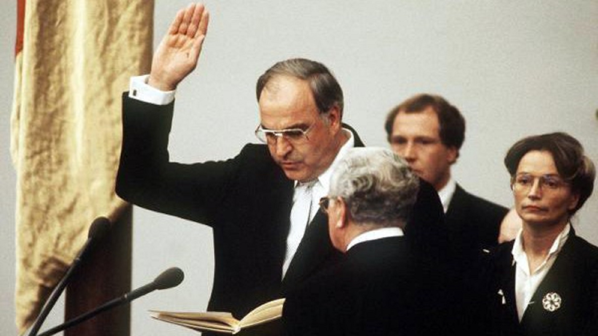 Kohl wird Kanzler - 01.10.1982 #OnThisDay