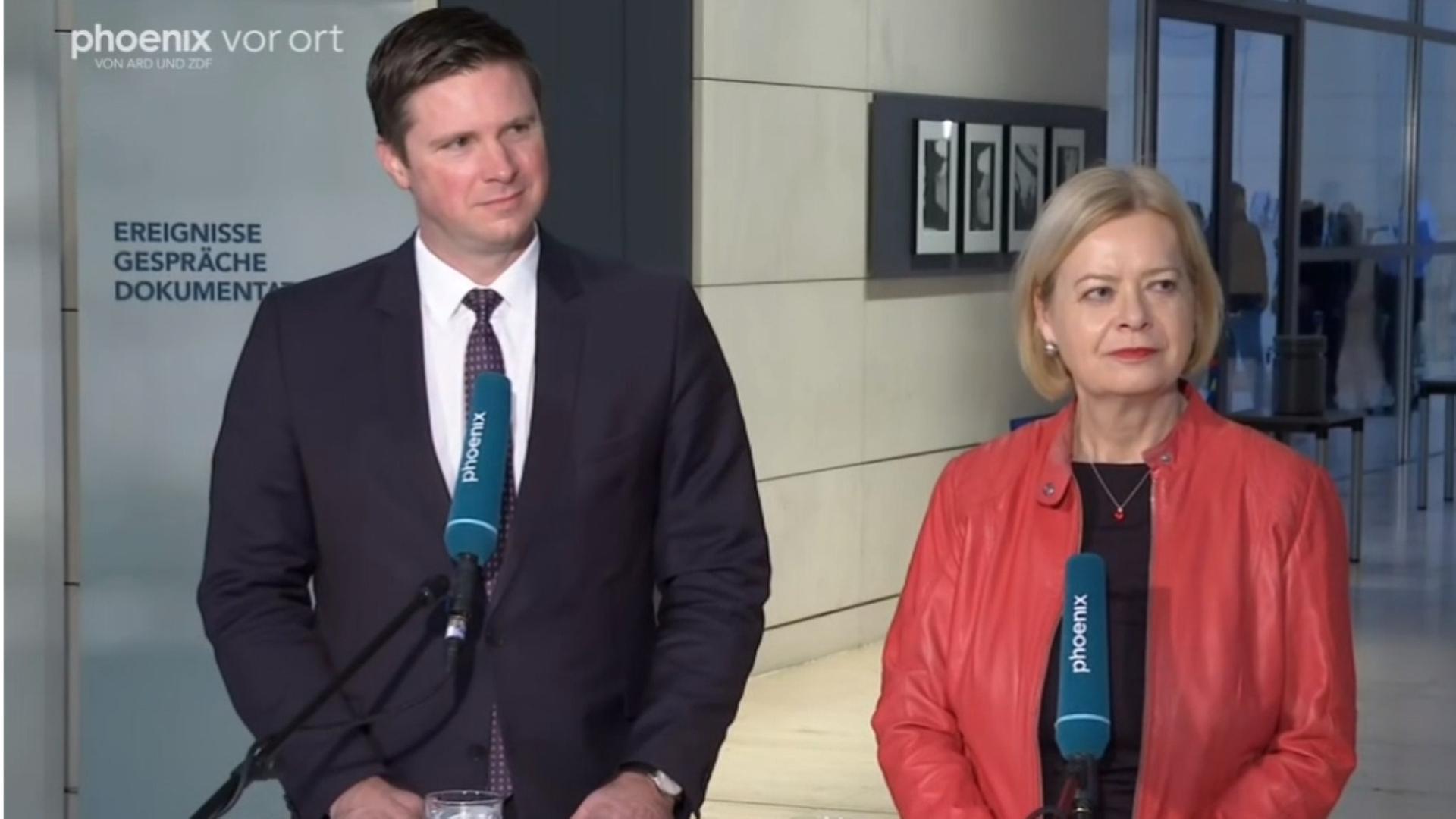 Lötzsch: Schuldenbremse ist ideologischer Fetisch