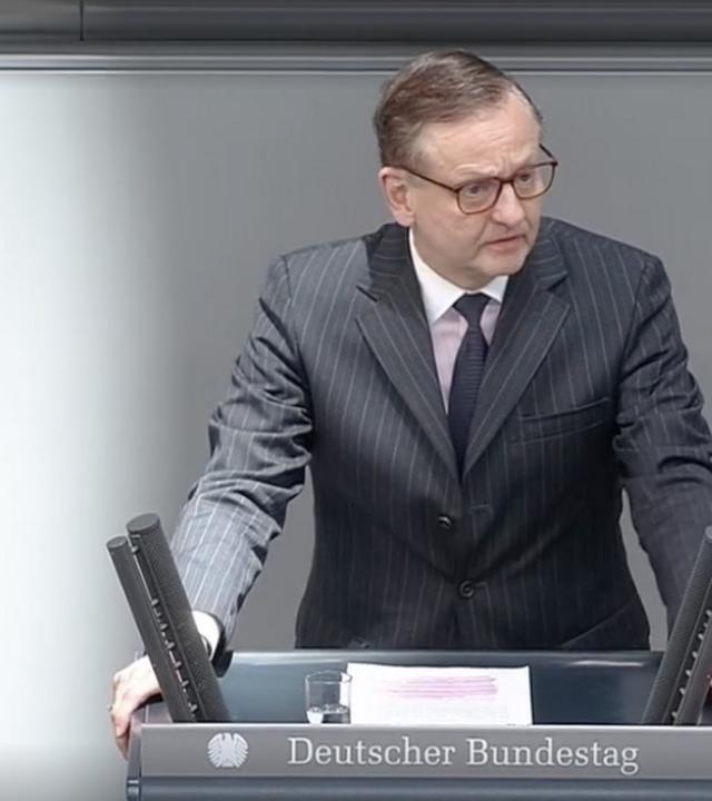 Lohnabstandsangebot und Mittelstandsentlastung