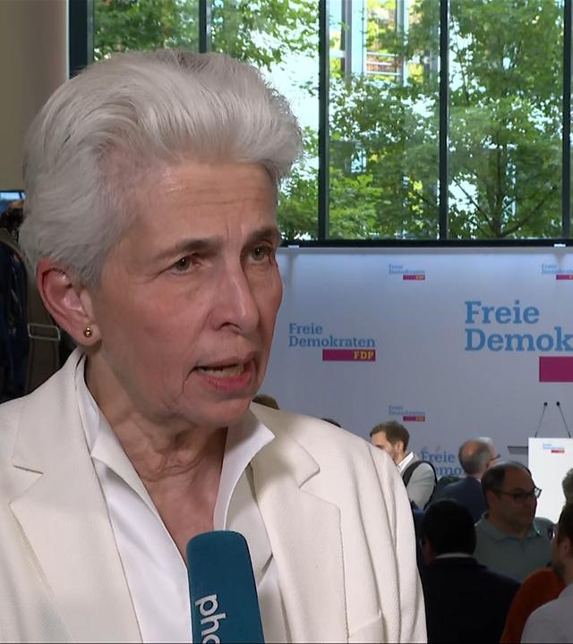 Marie-Agnes Strack-Zimmermann