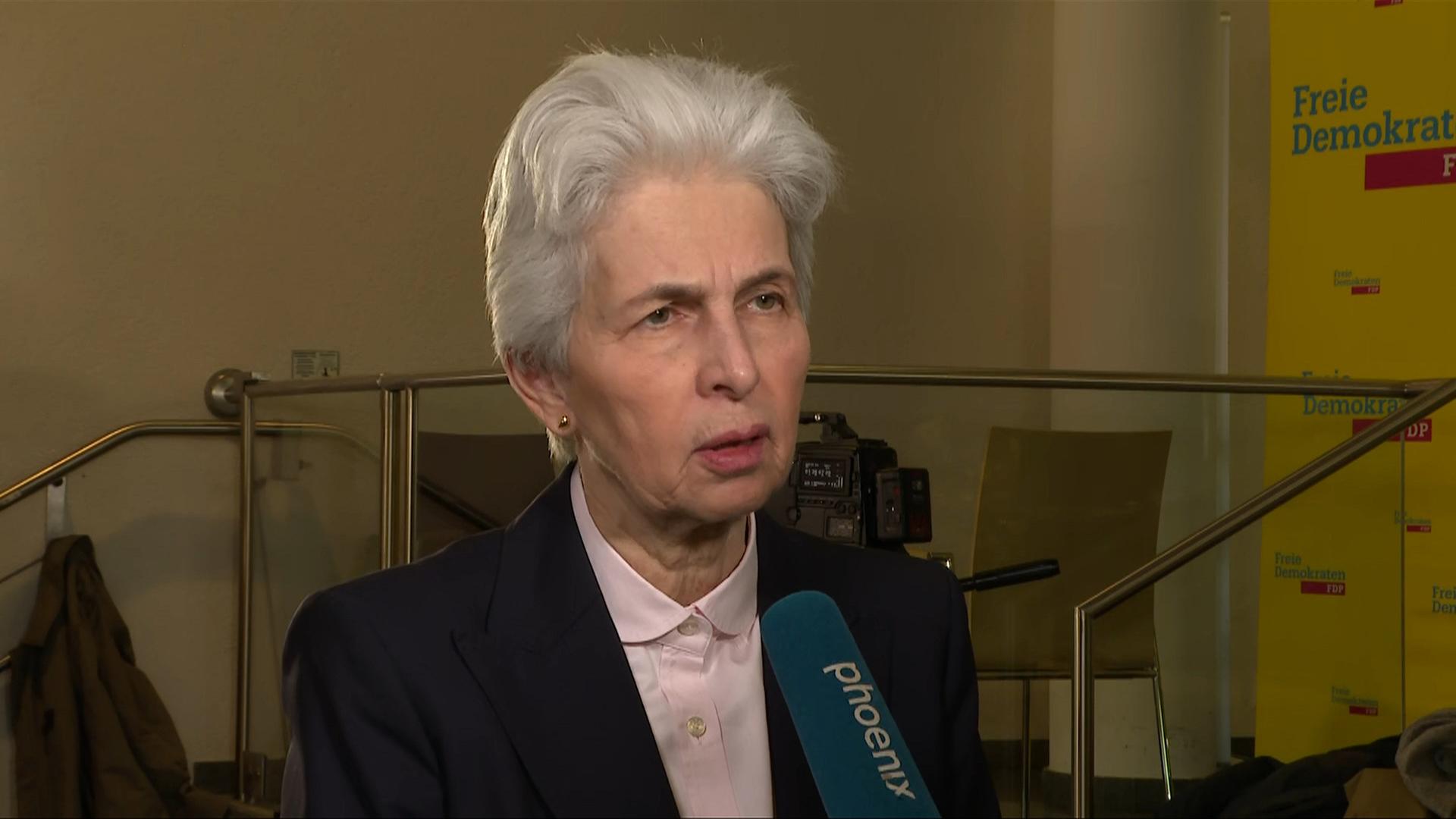 Marie-Agnes Strack-Zimmermann (FDP) zur Wahl