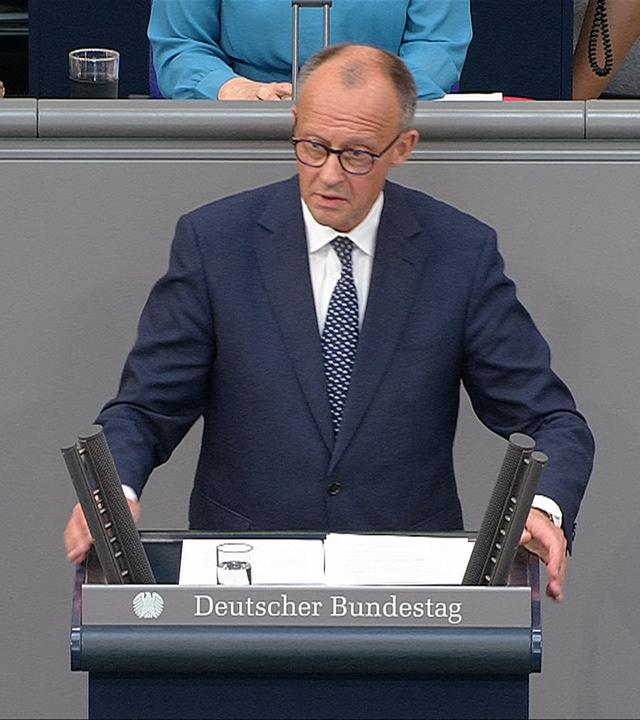 Merz: "Wirtschaft wieder auf Wachstumskurs bringen"