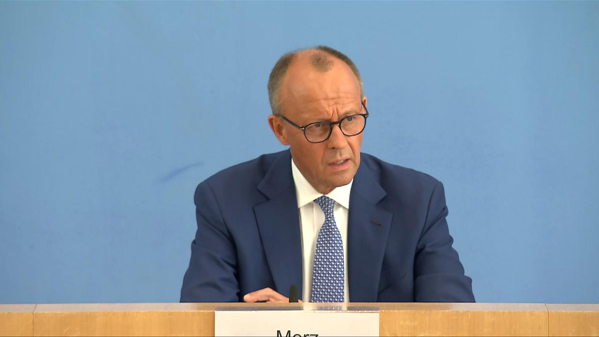 Merz zu Konsequenzen nach dem Messeranschlag