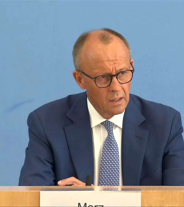 Merz zu Konsequenzen nach dem Messeranschlag