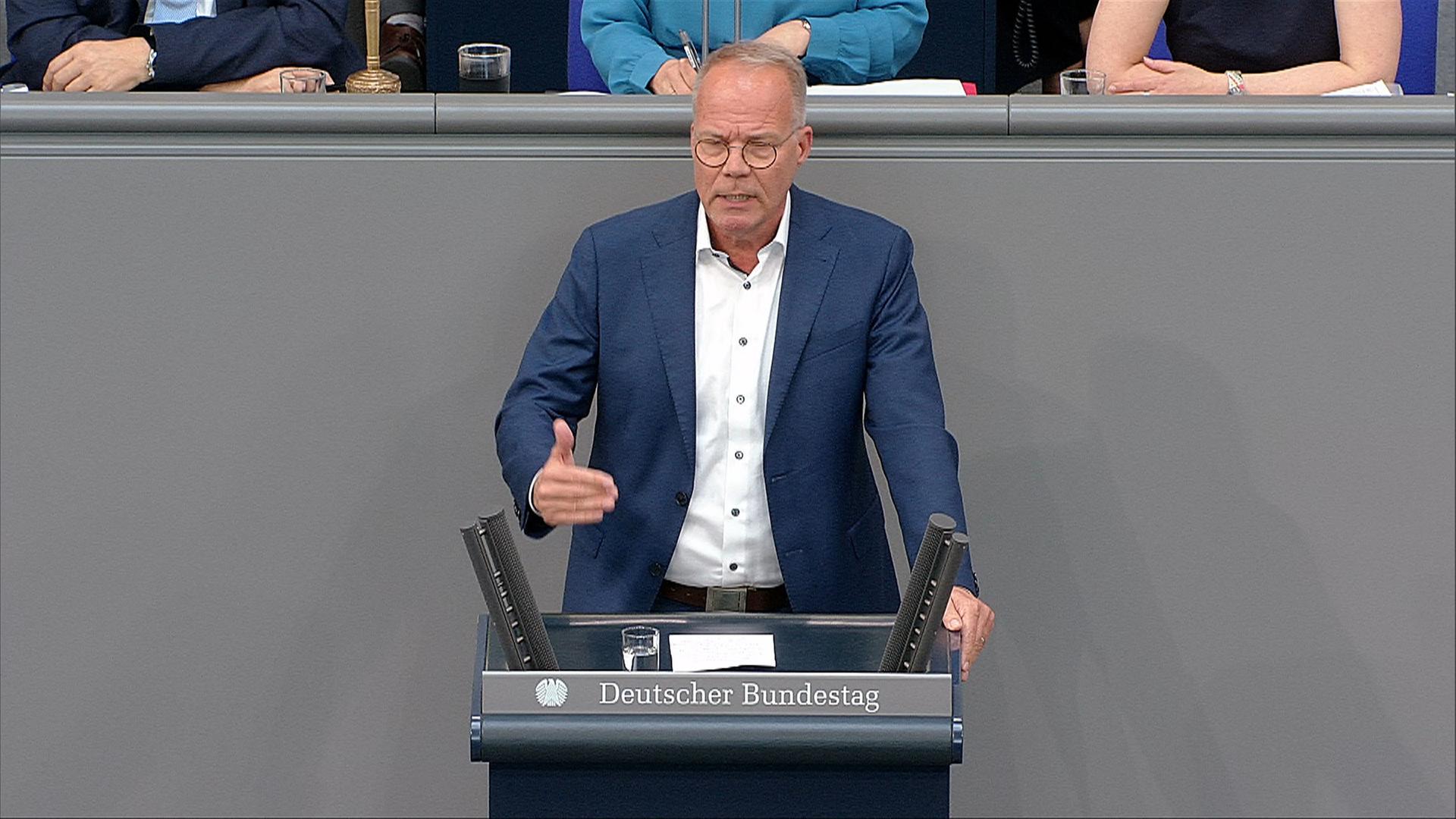 Miersch (SPD): "Gut, dass Sie Bundeskanzler Scholz gewürdigt haben"