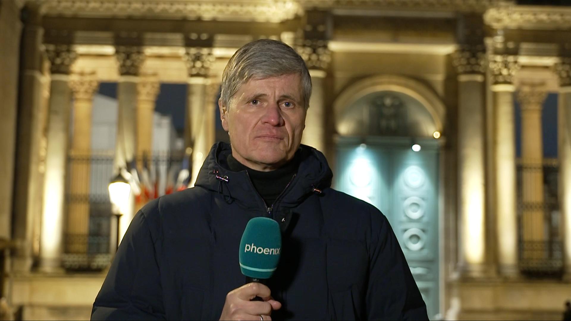 Misstrauensanträge der Opposition in Frankreich