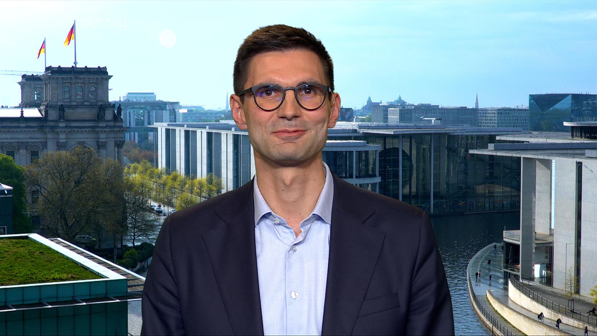 Müller (CDU) zu Kritik an Tankrabatt: "Opposition planlos"