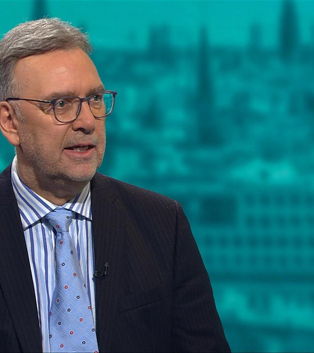 NATO-Treffen: Brücken zu den USA bauen