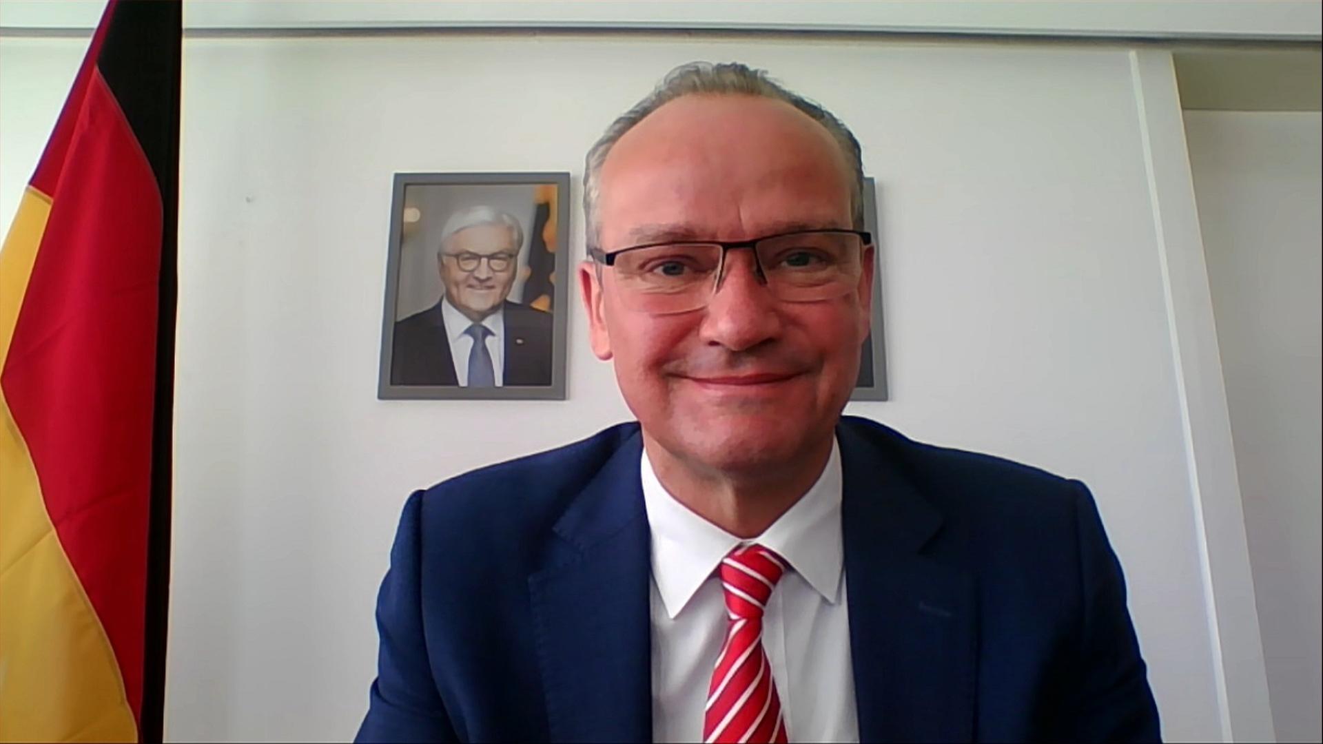 Neue Atomstrategie Frankreichs: "Sehr viele Fragen zu klären"