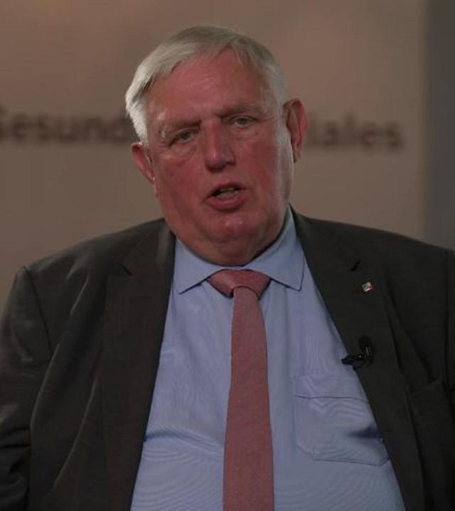 NRW-Arbeitsminister zum Thyssenkrupp-Teilverkauf