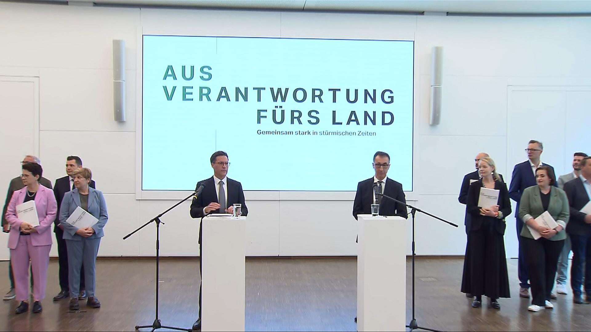 Özdemir und Hagel präsentieren Koalitionsvertrag