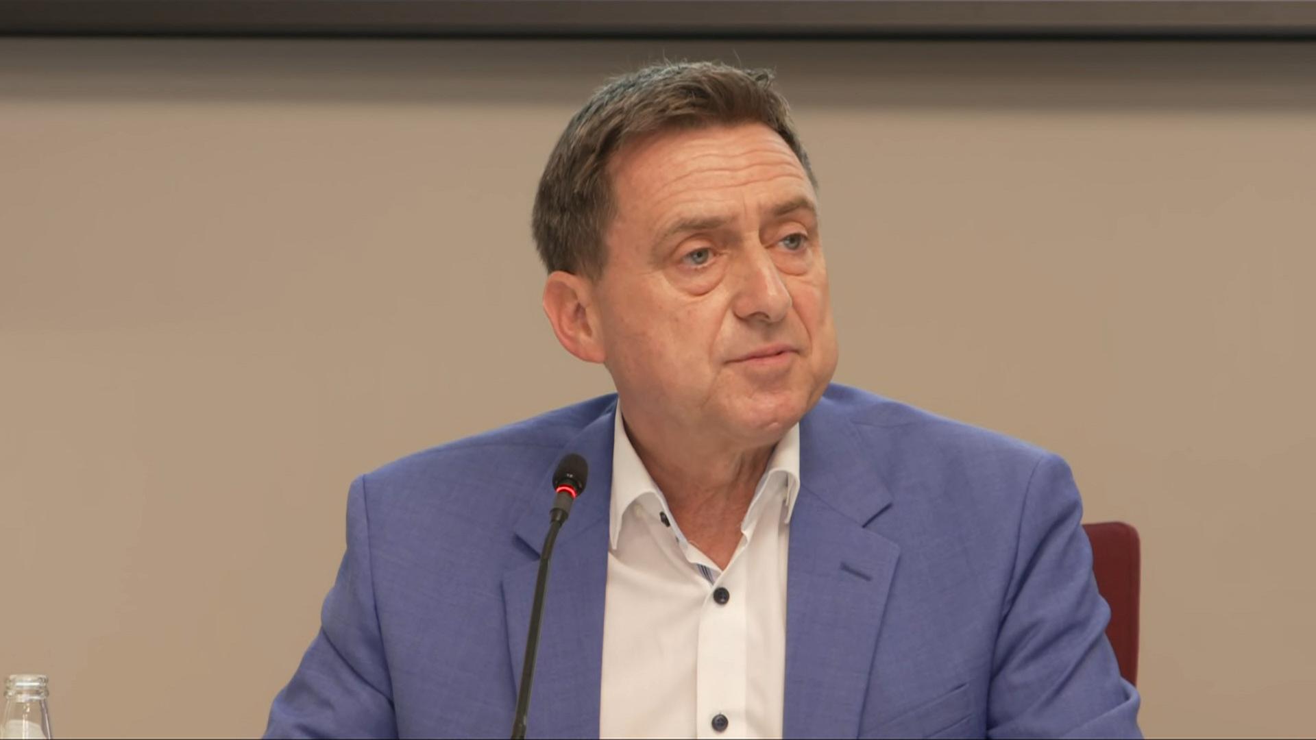 Oliver Blatt (Vors. GKV-Spitzenverband) zur Pflege