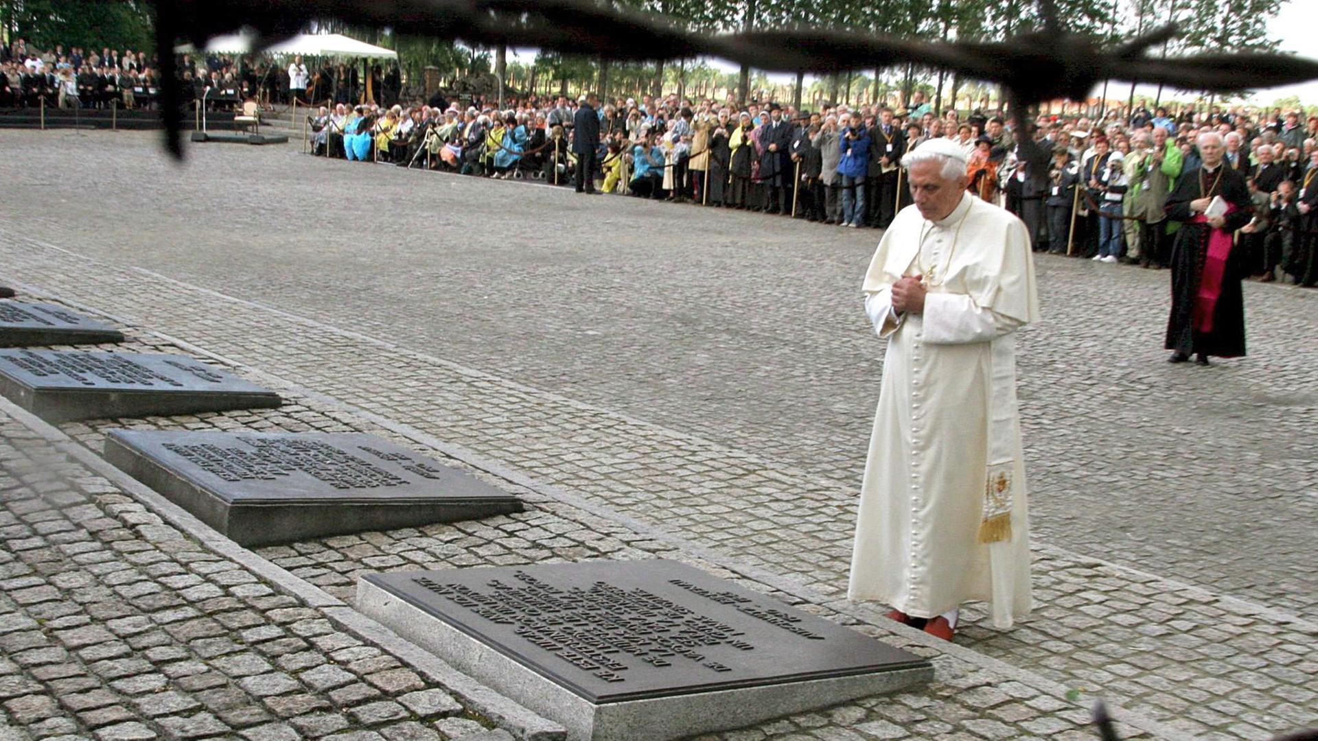 Papst Benedikt XVI. in Auschwitz (28.05.2006)