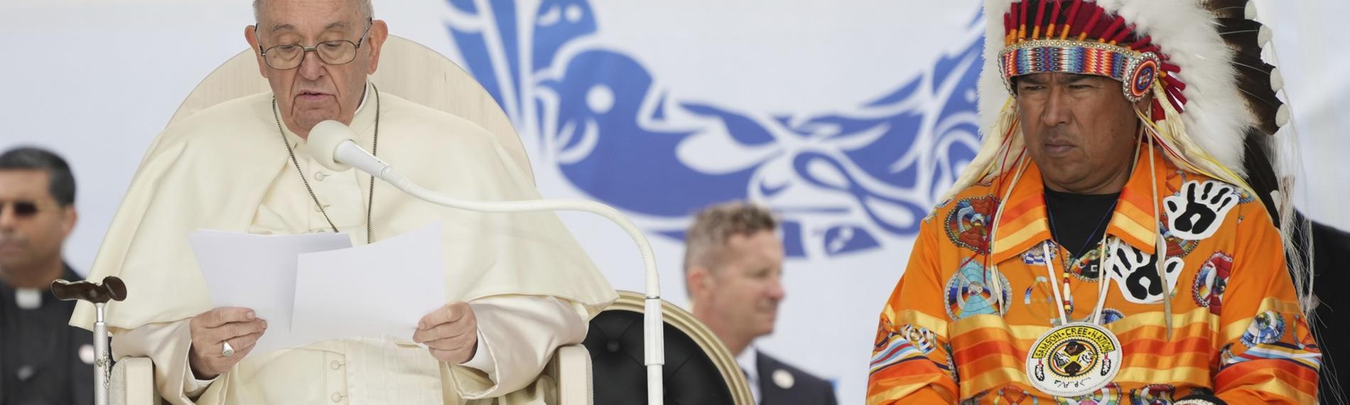 Papst entschuldigt sich bei indogenen Völkern