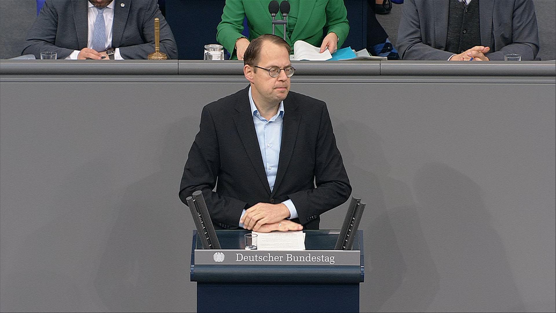 Pellmann: "Sie machen weiter Politik für die Reichen"