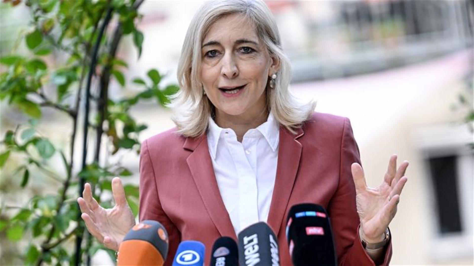 Pflege: Bessere Rahmenbedingungen schaffen