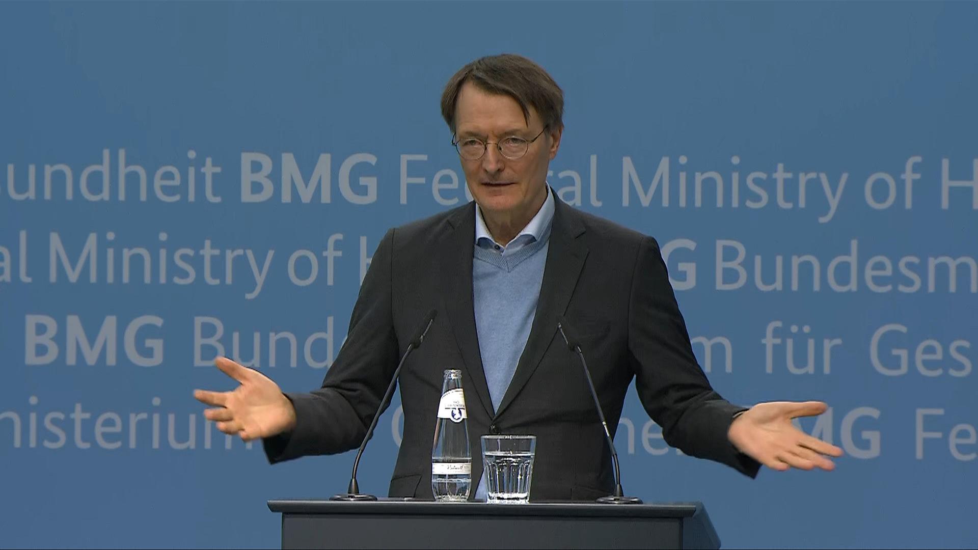 Pflegeversicherung: Beiträge steigen