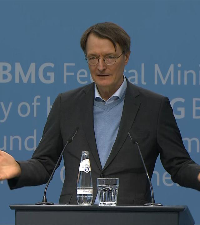 Pflegeversicherung: Beiträge steigen