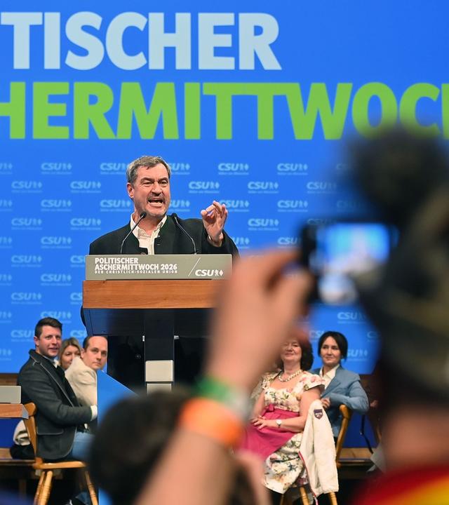 phoenix plus: Politischer Aschermittwoch